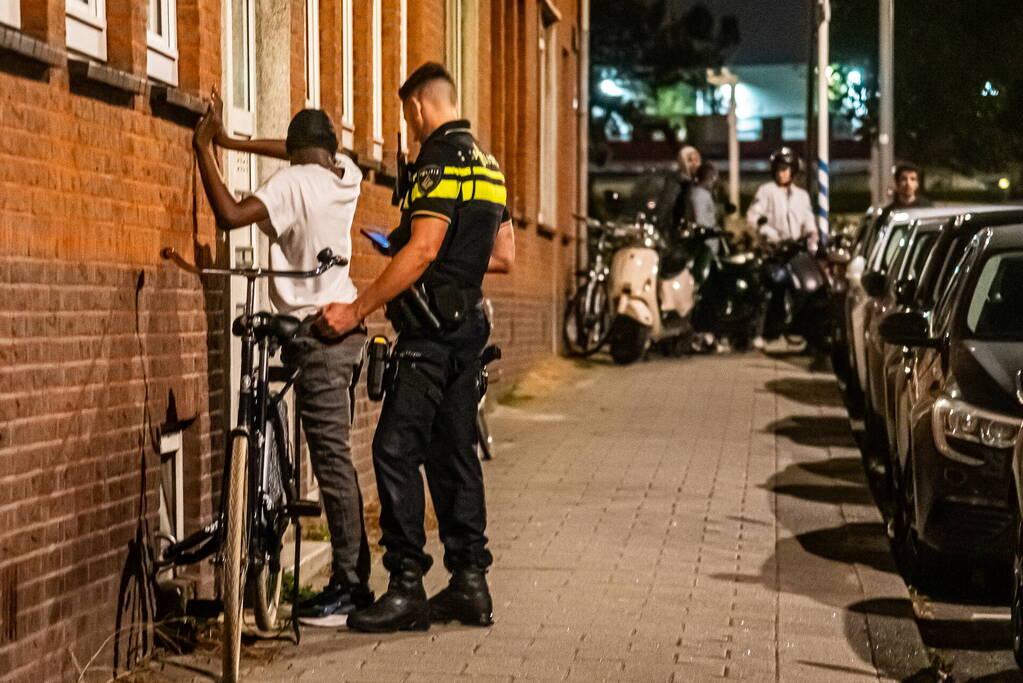 Vier aanhoudingen en zwaargewonde na steekpartij