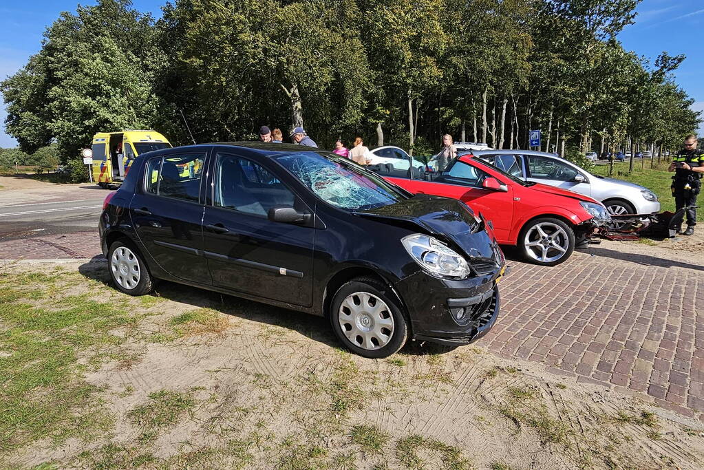 Meerdere personen gecontroleerd na kettingbotsing