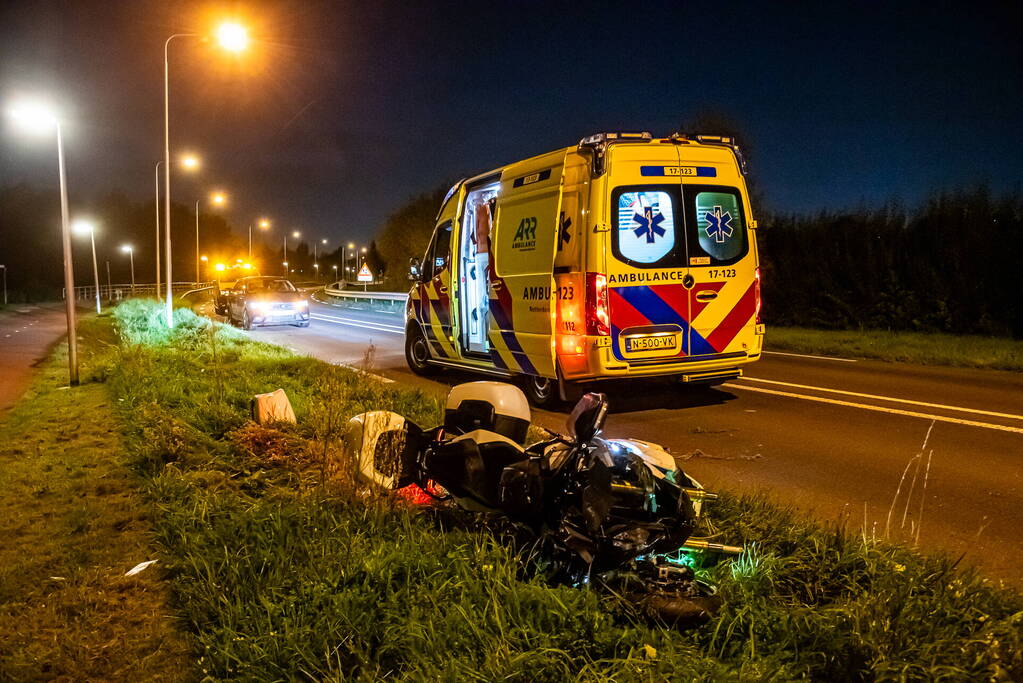 Motorrijder gewond bij eenzijdig ongeval