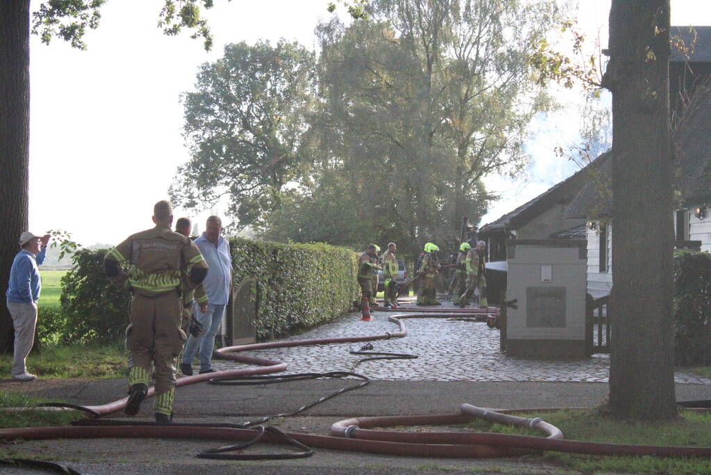 Veel schade na uitslaande brand