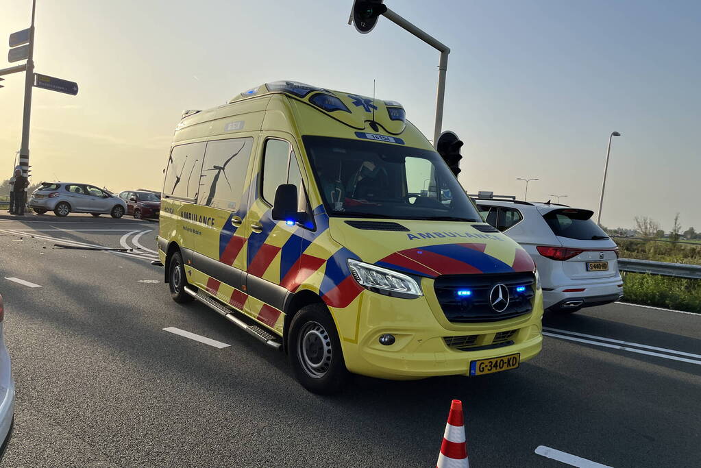 Voertuigen zwaar beschadigd door ongeval