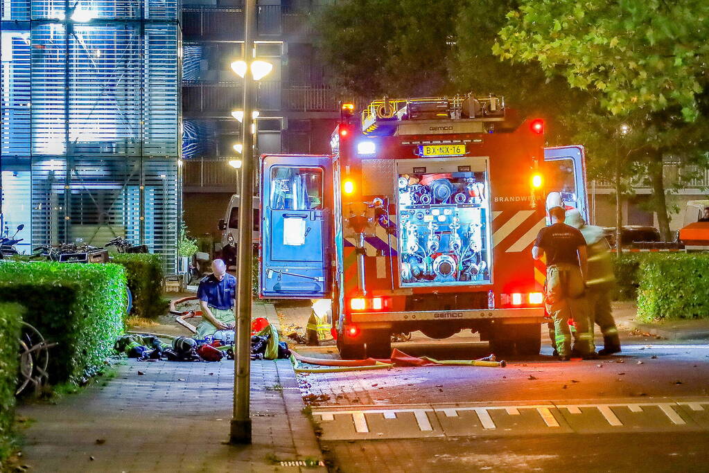 Veel schade bij brand in flatwoning