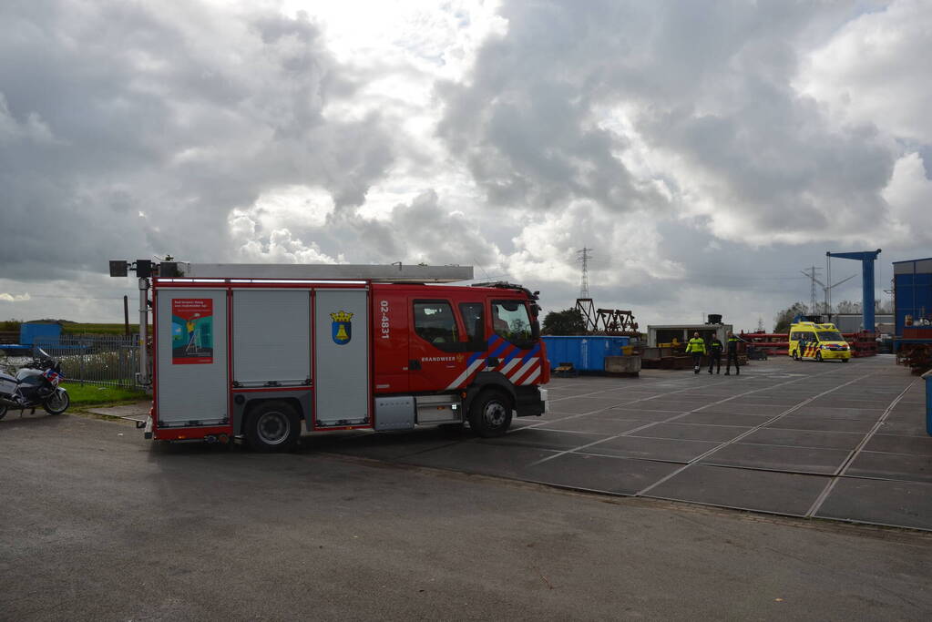 Persoon uit water gered