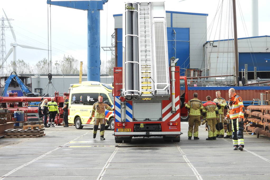 Persoon uit water gered