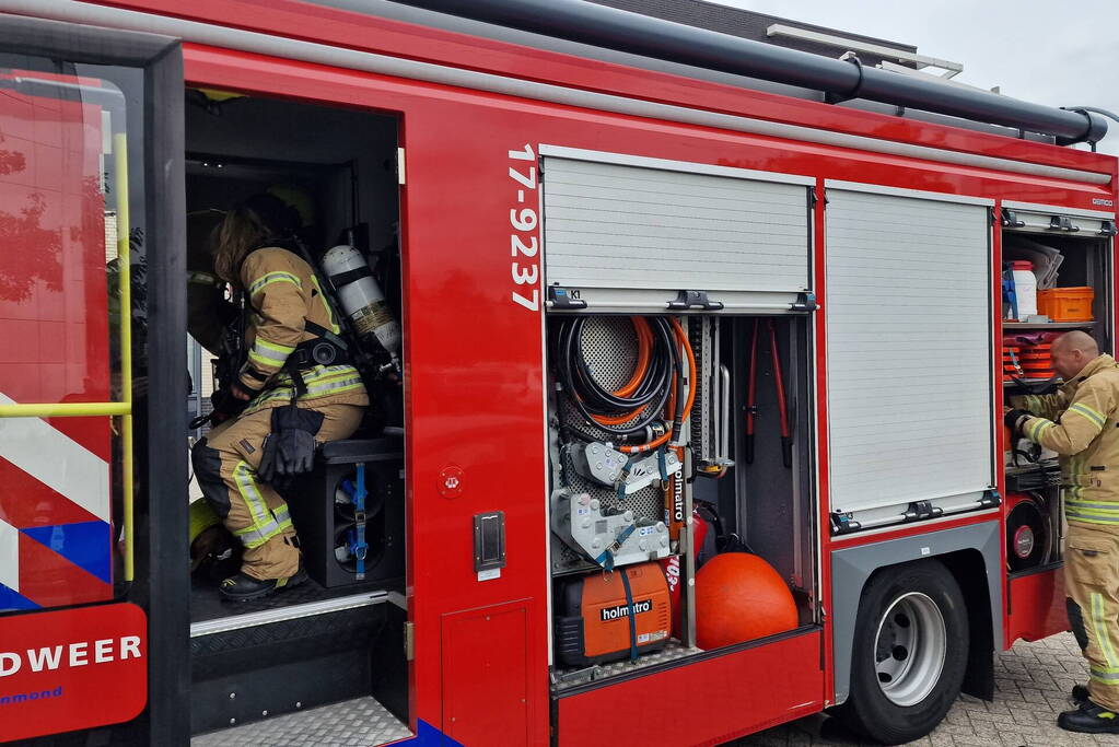 Kantoorgebouw ontruimd wegens brandlucht