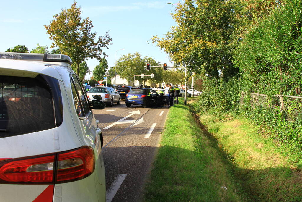 Gewonde en grote schade bij kettingbotsing