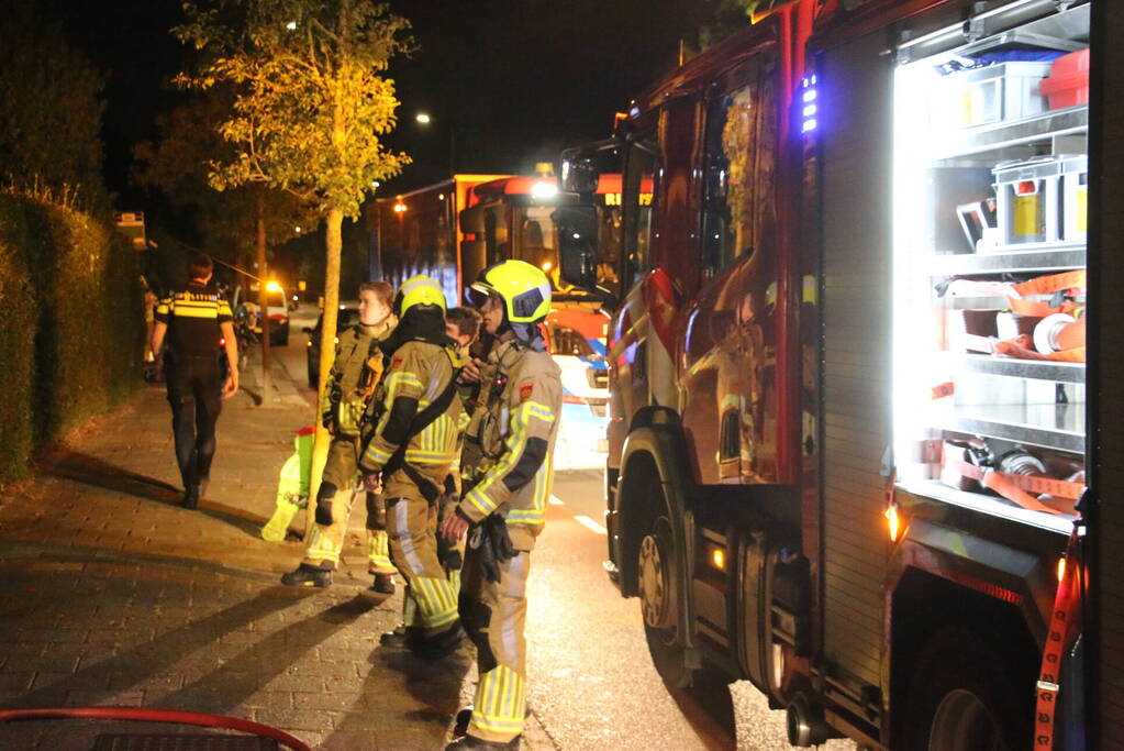 Flinke brand in garage van woning