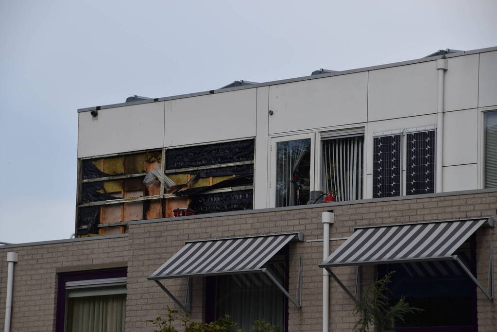 Dakdekkers veroorzaken brand op dak