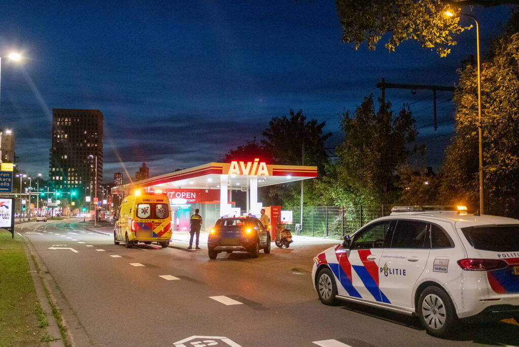 Scooterrijder gewond bij botsing met automobilist