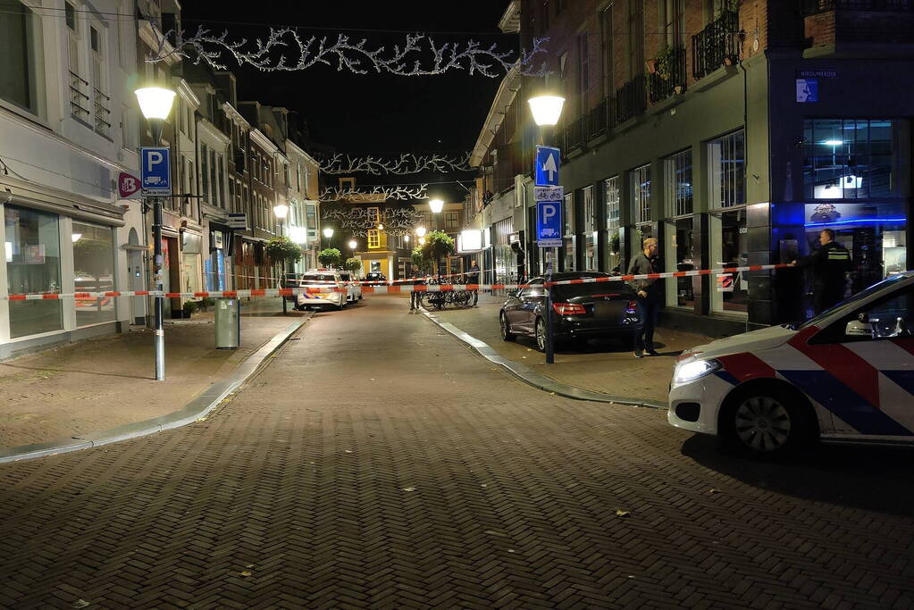 Explosie verbrijzeld voordeur