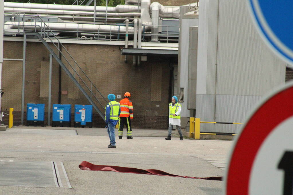 Brand in zuivelfabriek snel onder controle