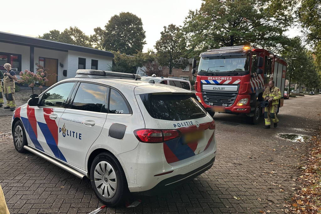 Onderzoek naar aantreffen overleden persoon in woning