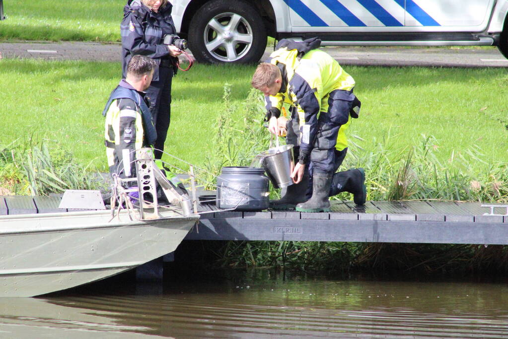 Politie zoekt water af na steekincident Bolsward