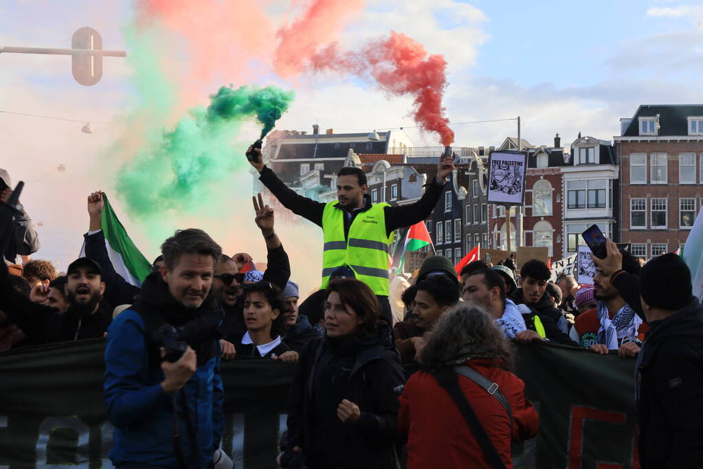 Grote opkomst bij demonstratie pro Palestina