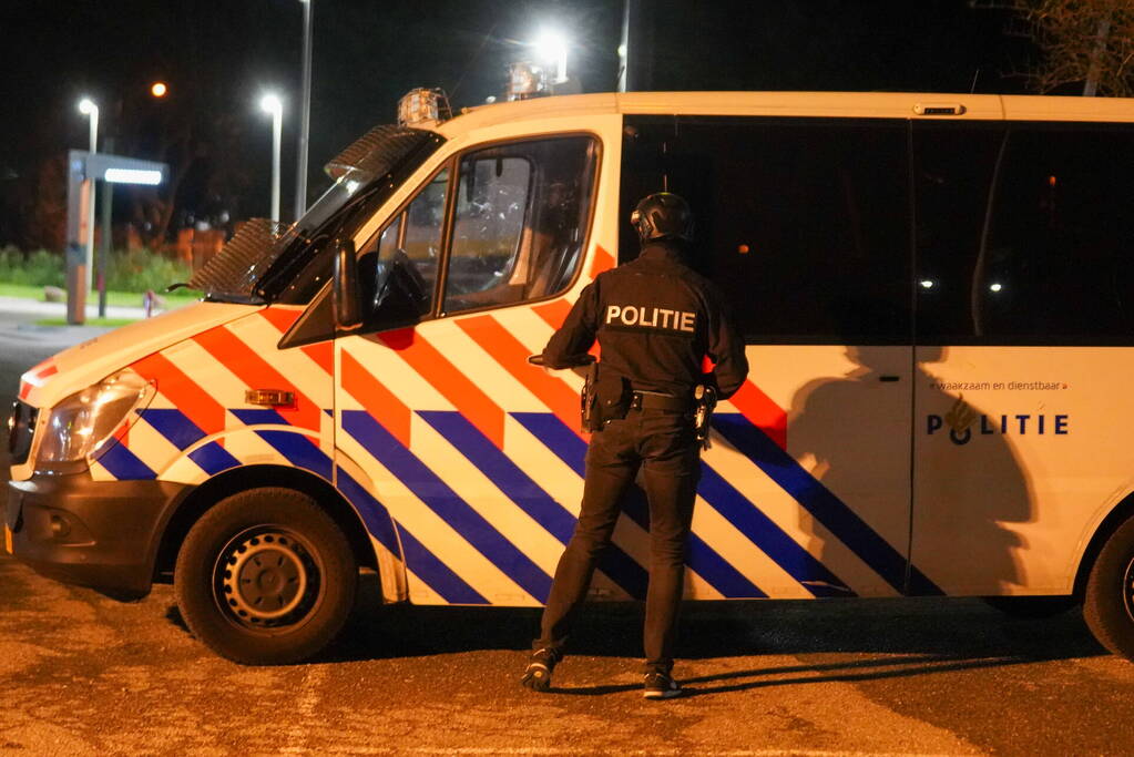 Grote politie-inzet bij massale vechtpartij