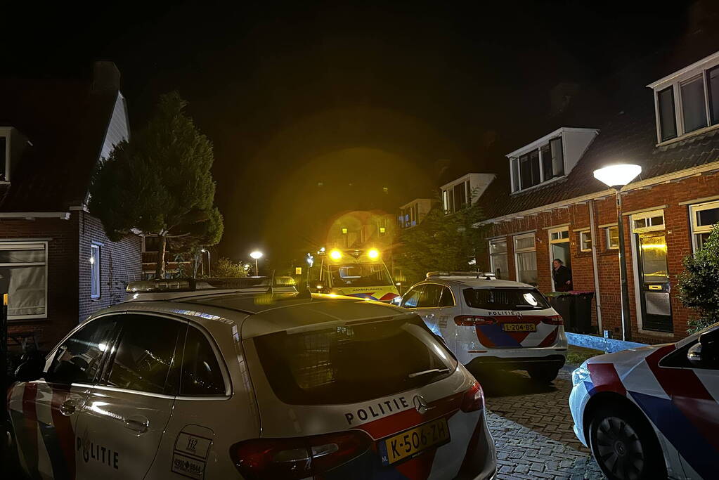 Straat afgesloten na schietpartij, gewonde naar ziekenhuis