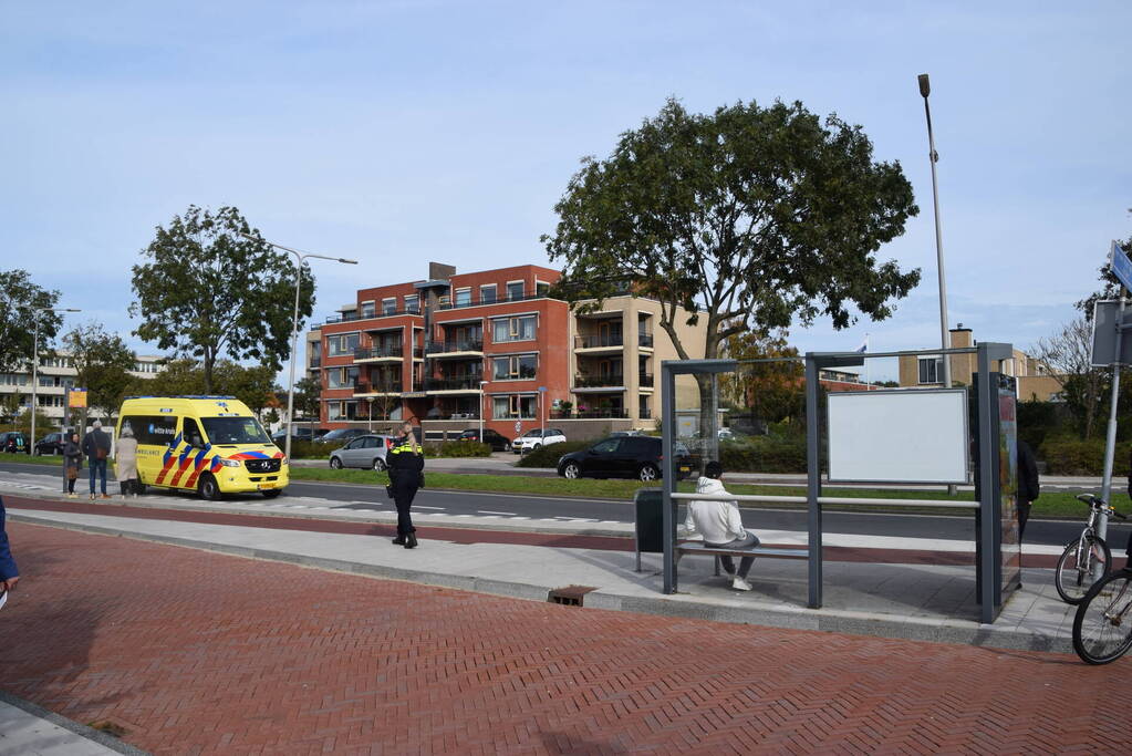 Twee gewonden nadat bezorger scooter schept