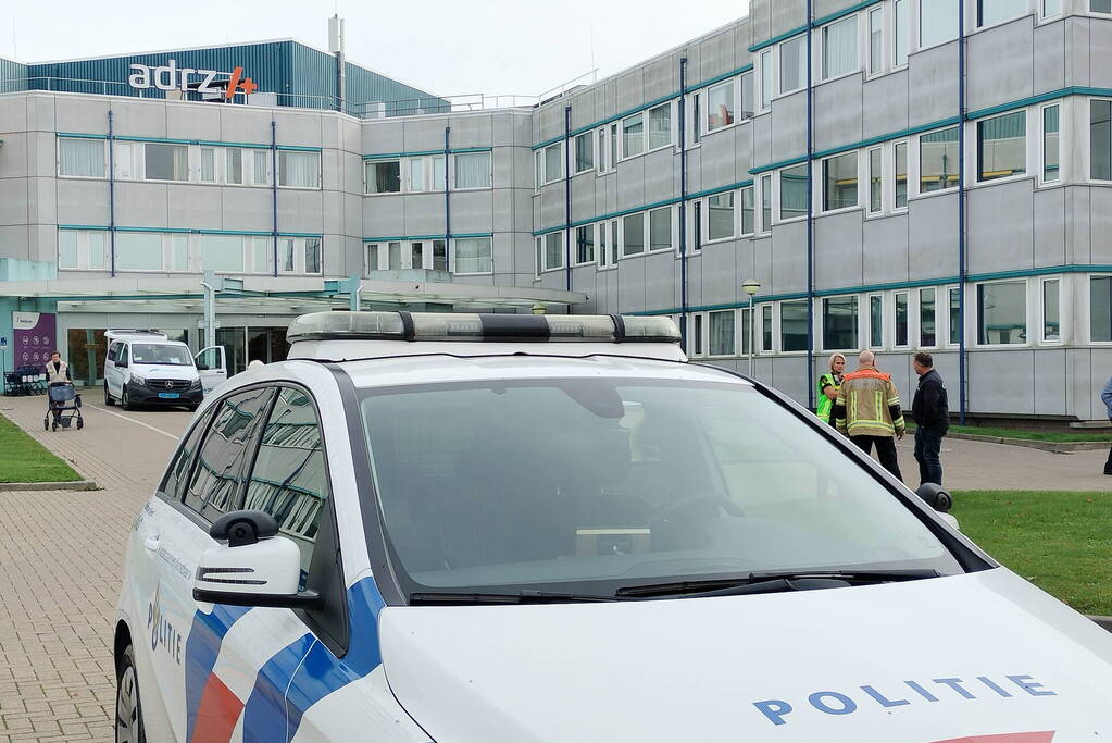 Hulpdiensten groots ingezet voor brandmelding in ziekenhuis