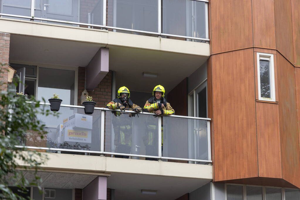 Persoon overleden bij woningbrand