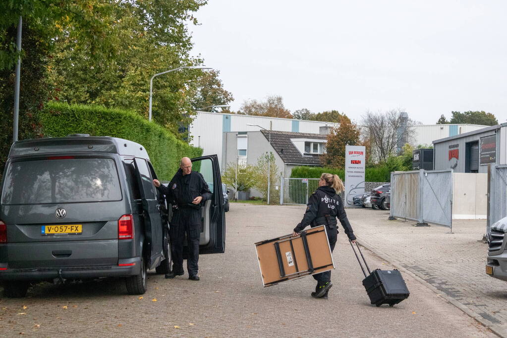 Grote hoeveelheid chemicaliën gevonden in bedrijfspand