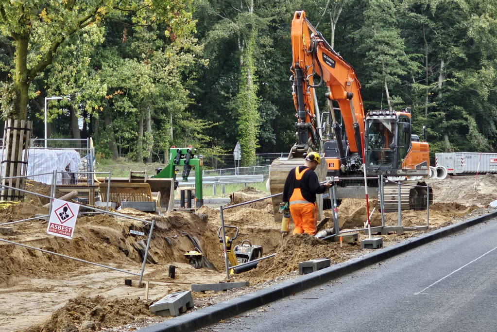 Asbest aangetroffen bij aanleg Parklaan