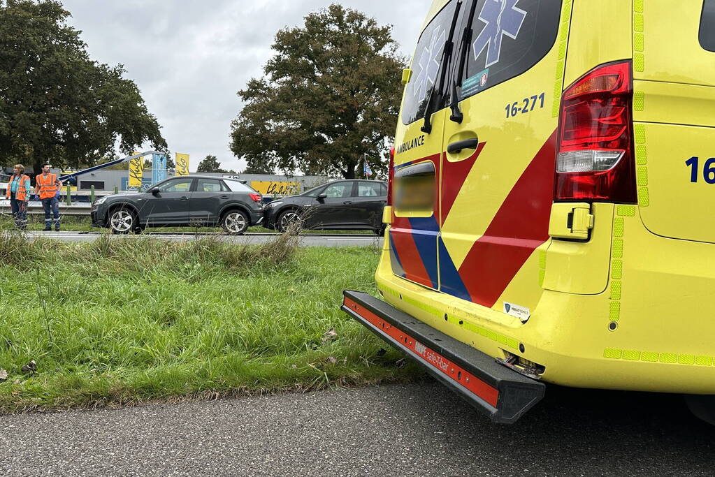 Ambulance betrokken bij kop-staartbotsing