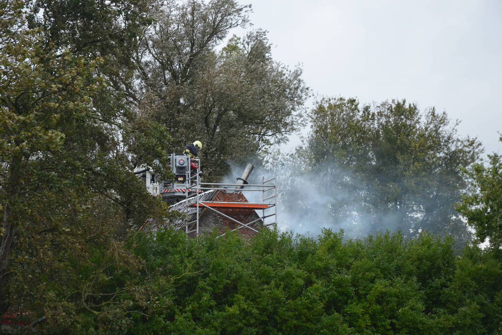 Woning flink beschadigd door uitslaande brand