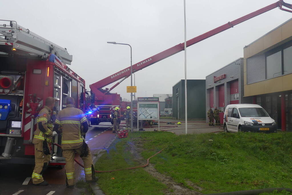 Brand in keuken van brandweerkazerne