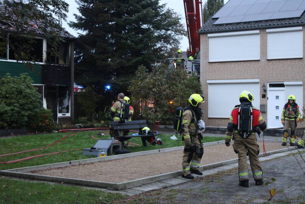 Uitslaande brand in woning