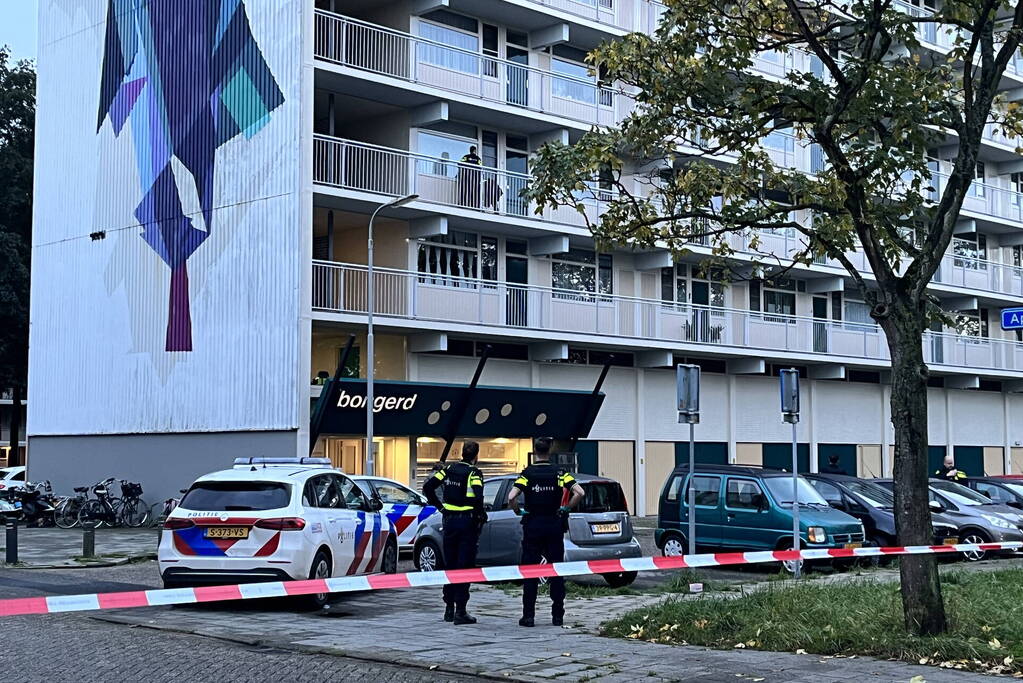 Slachtoffer met spoed naar ziekenhuis na mogelijk steekincident