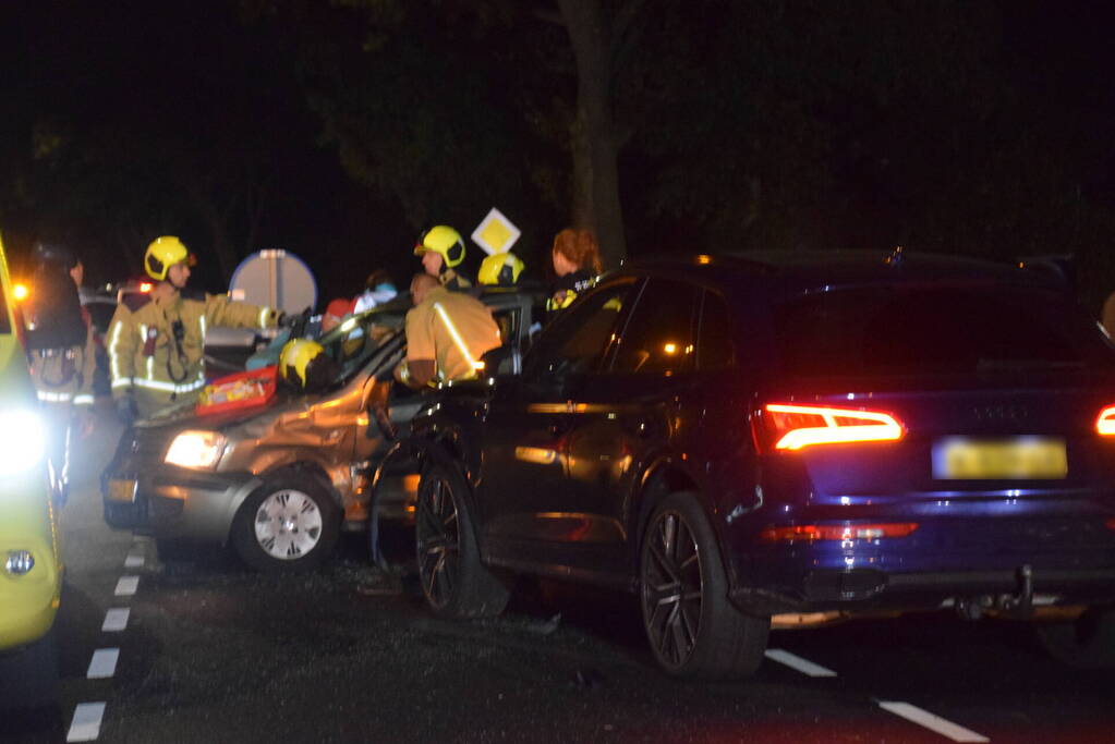 Persoon gewond bij ongeval tussen twee voertuigen