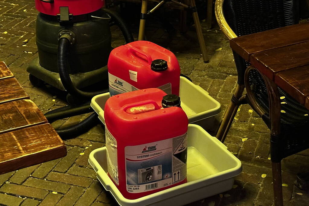 Hulpdiensten groots ingezet voor incident met gevaarlijke stoffen bij restaurant