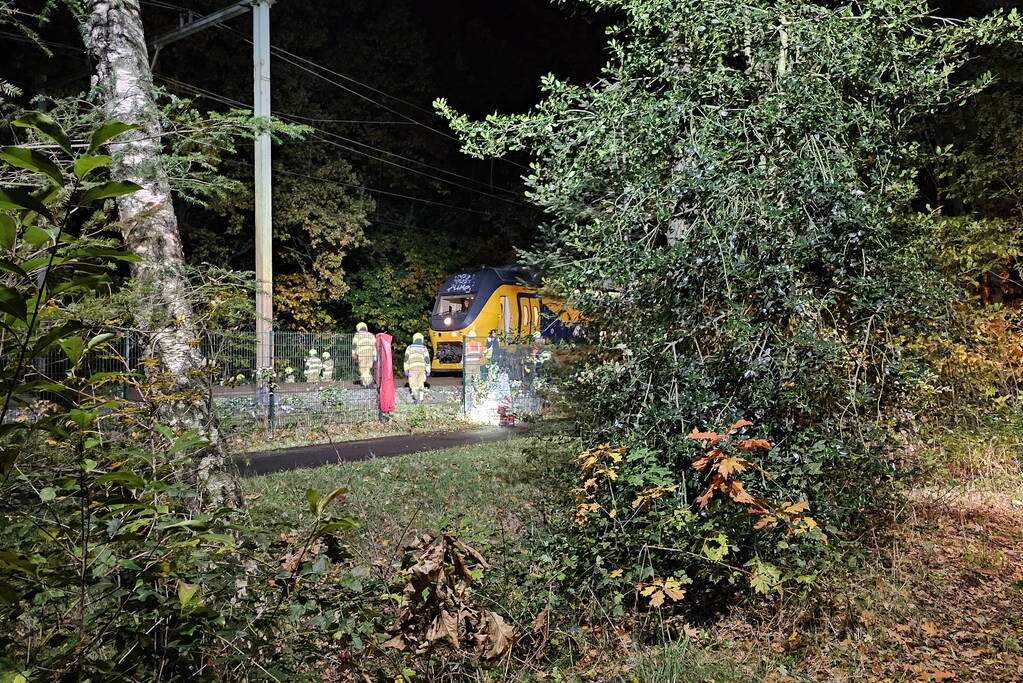 Treinverkeer stilgelegd na aanrijding op spoor