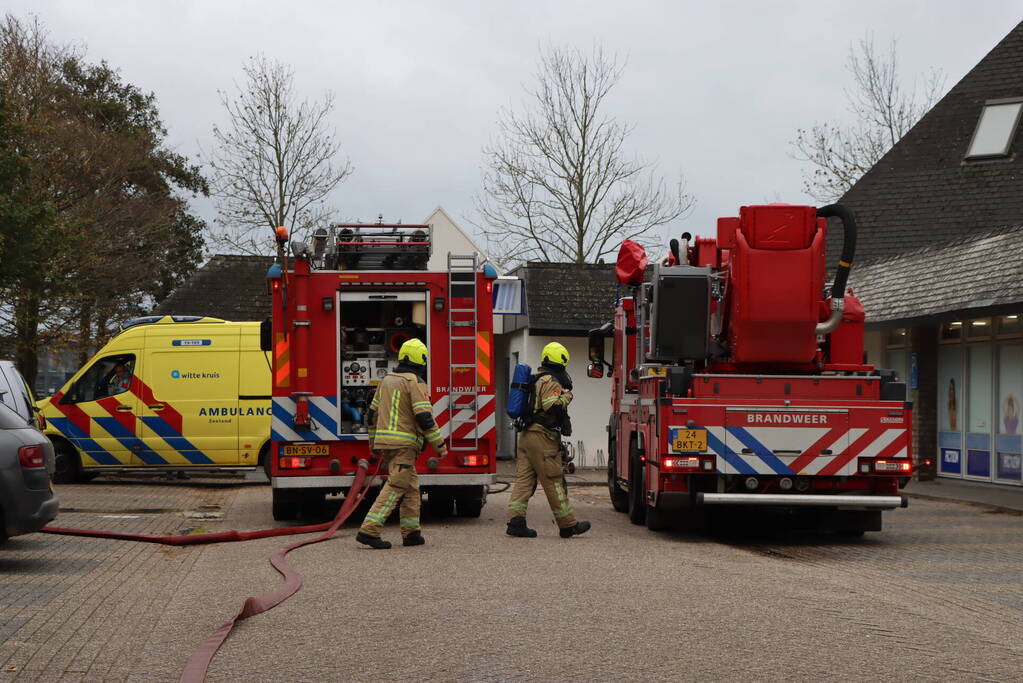 Winkelpand ontruimt vanwege rookontwikkeling