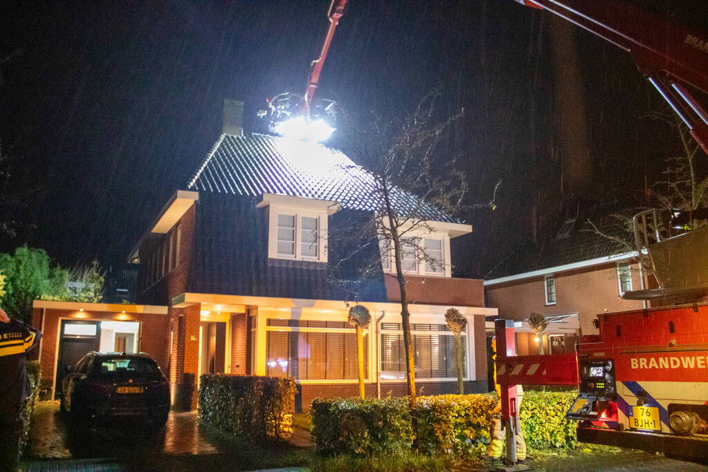 Brandweer ingezet voor brand in schoorsteen