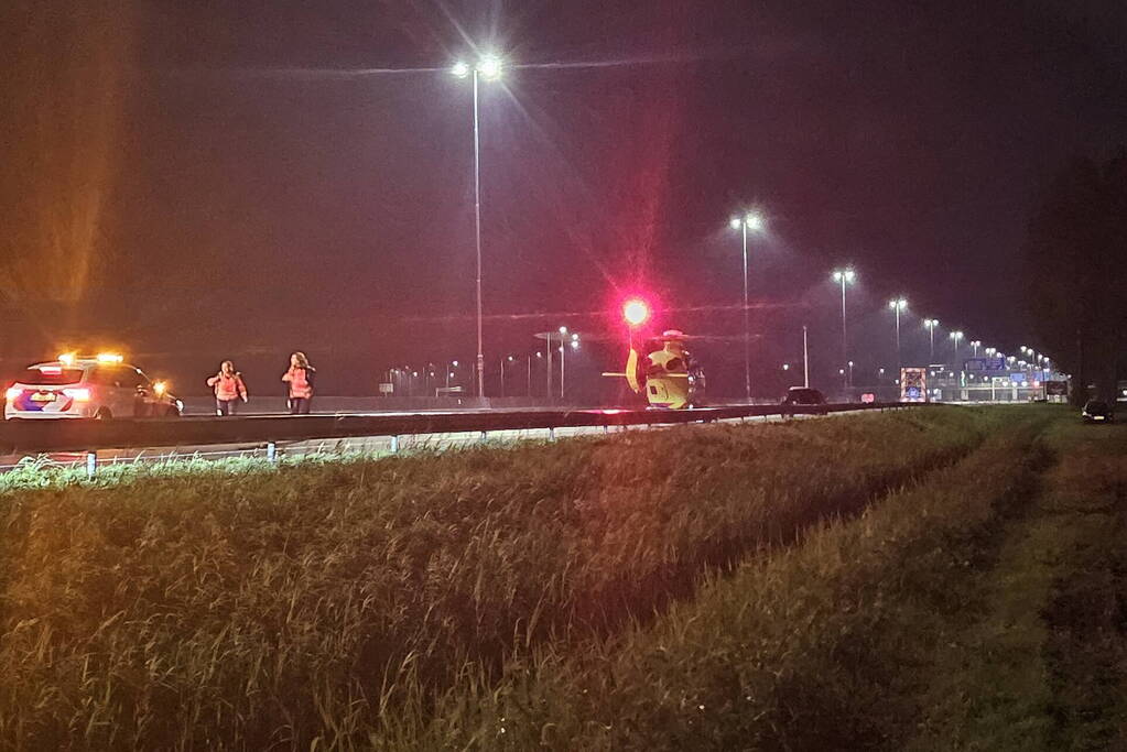 Dodelijk ongeval met meerdere voertuigen, twee aanhoudingen voor rijden onder invloed