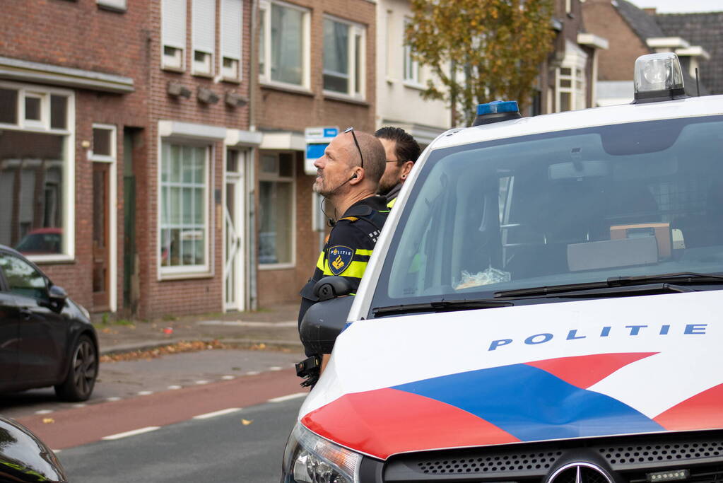 Man dreigt uit woning te springen tijdens politieactie voor wietkwekerij