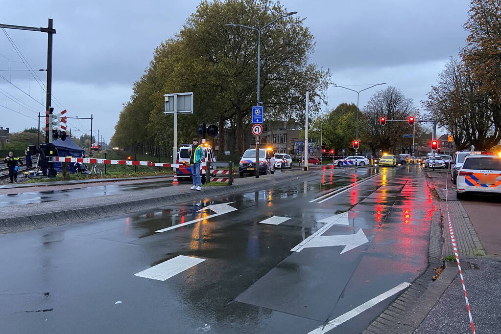 Fietser overleden na aanrijding met trein