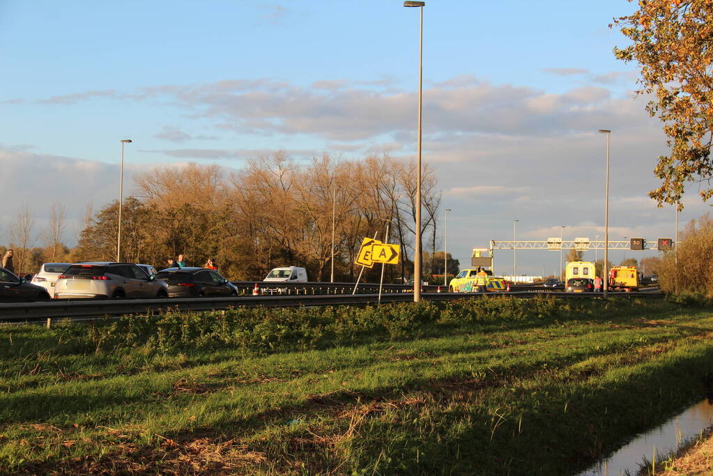 Forse vertraging op snelweg door aanrijding
