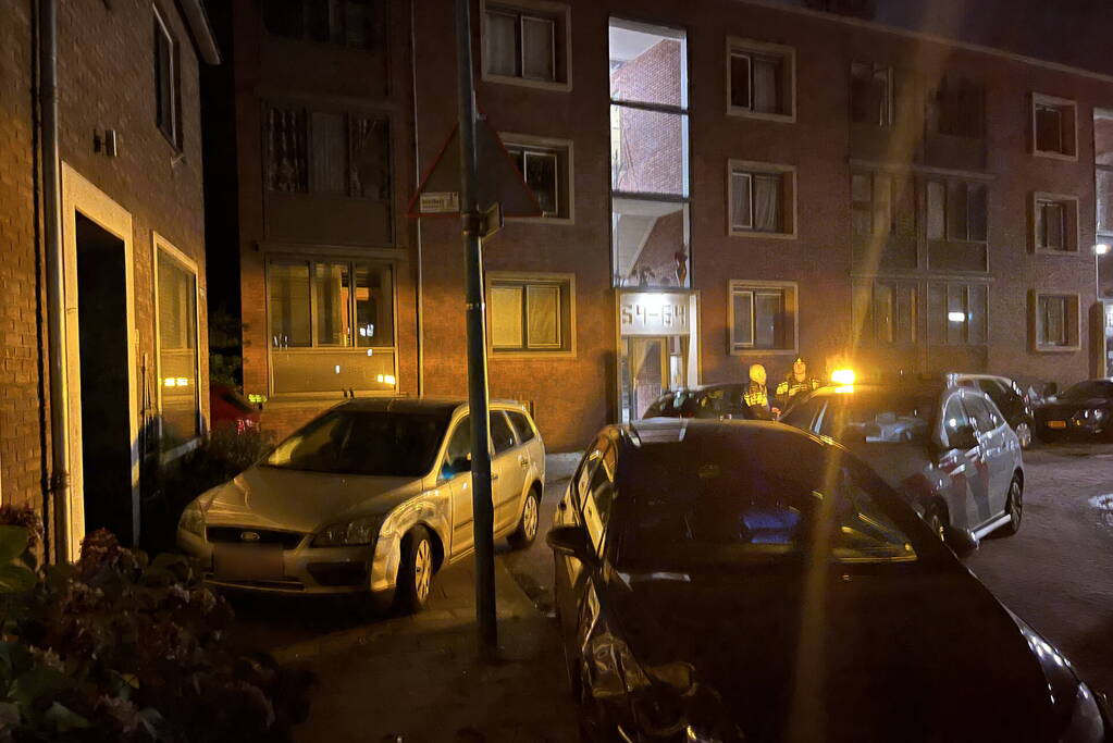 Politie ramt voertuig om achtervolging te stoppen