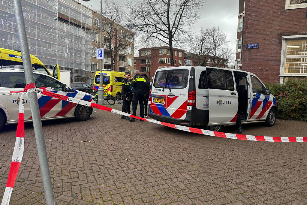 Jongen raakt gewond na steekpartij