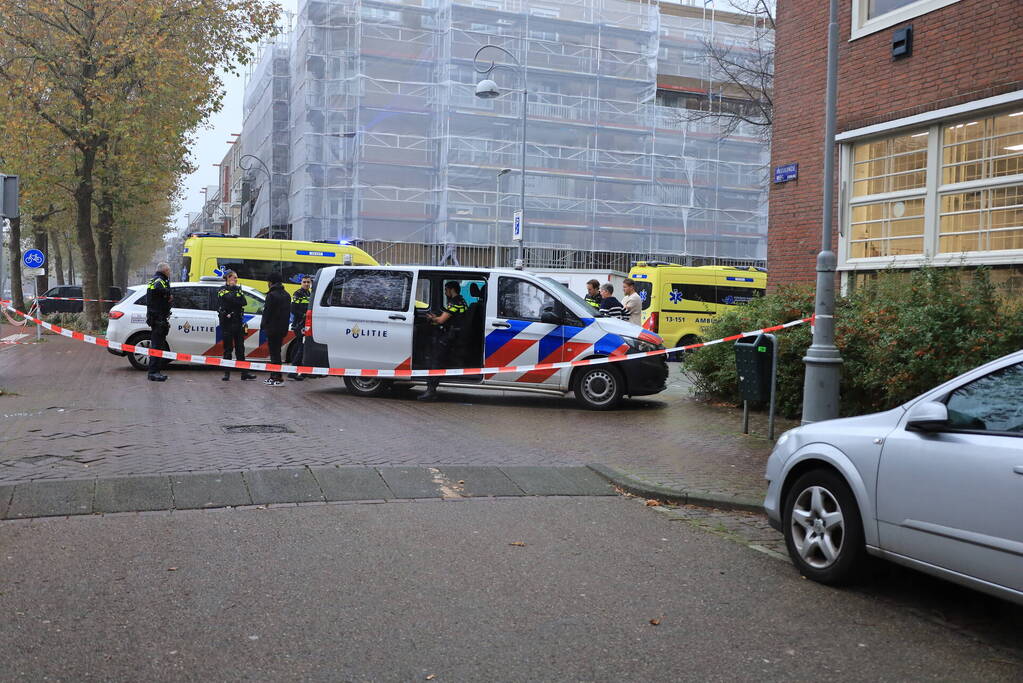 Jongen raakt gewond na steekpartij