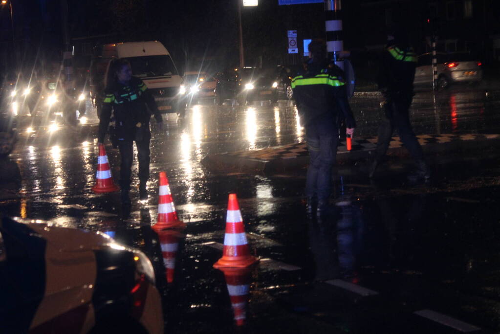 Gewonde en ravage bij frontale botsing