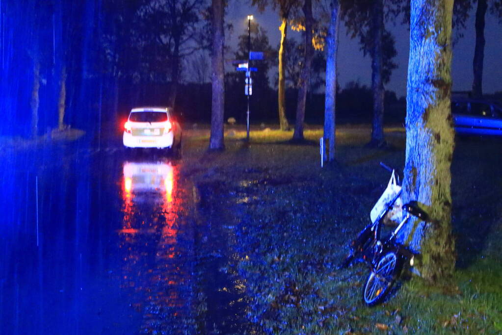 Fietser gewond bij botsing met auto