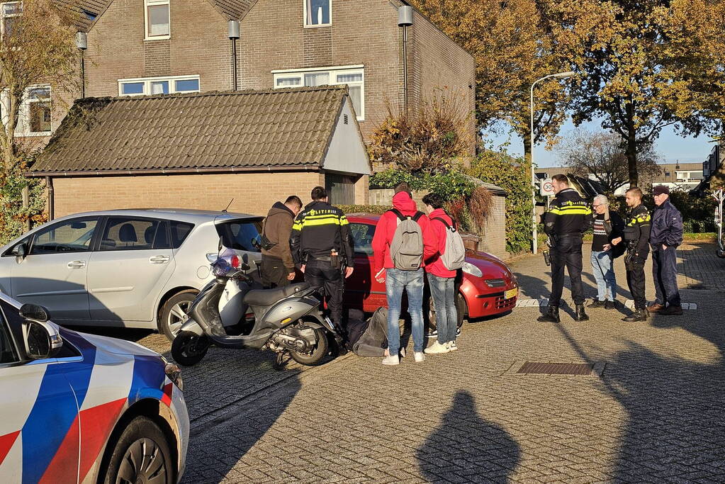 Scooterrijder gewond bij botsing met auto