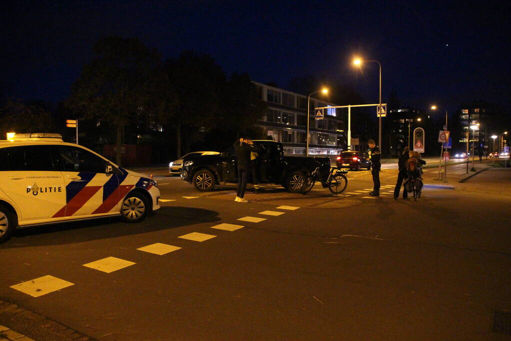 Fietser gewond bij botsing met pick-up