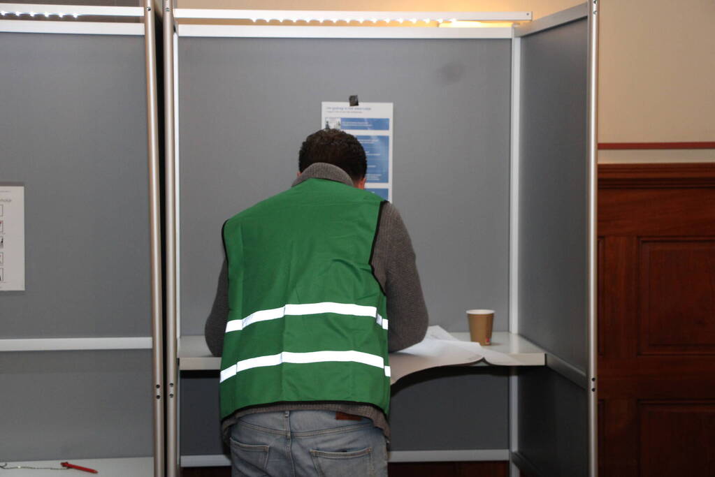 In de rij voor tweede kamerverkiezingen