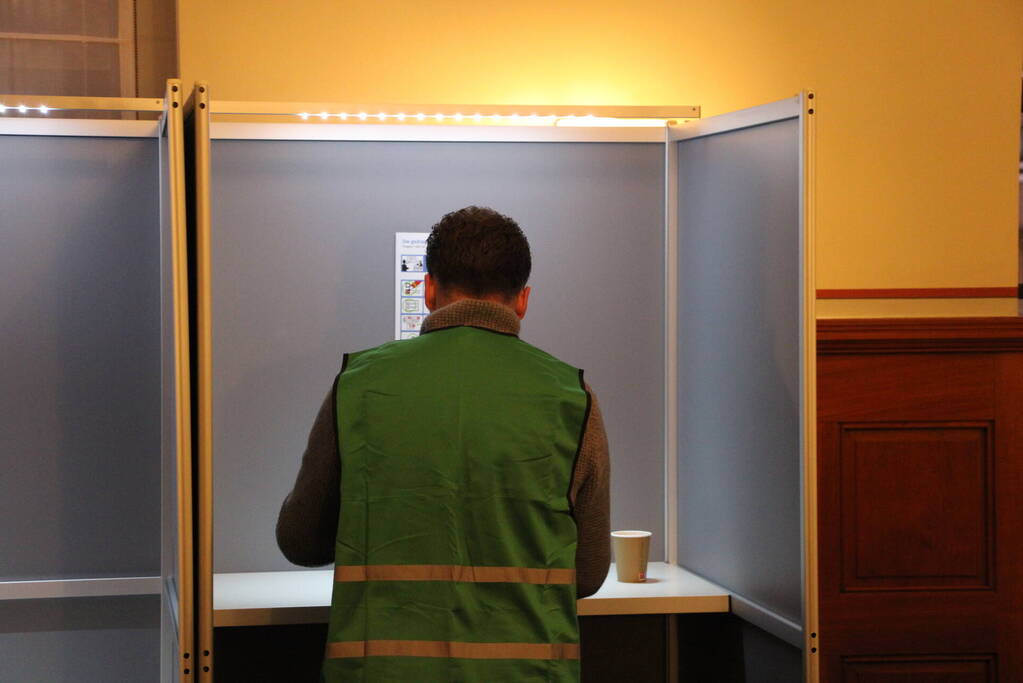 In de rij voor tweede kamerverkiezingen