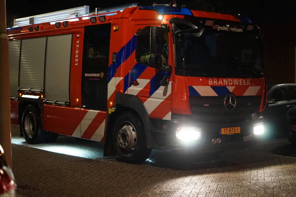 Brand in plantenbak snel geblust