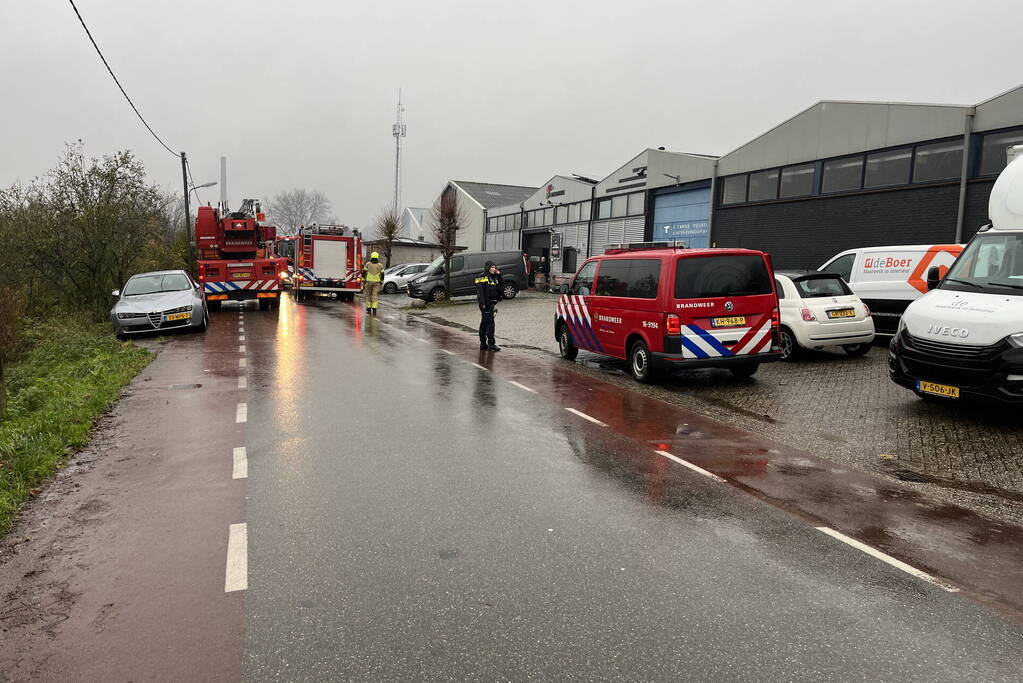 Meerdere accu's vatten vlam in bedrijfspand